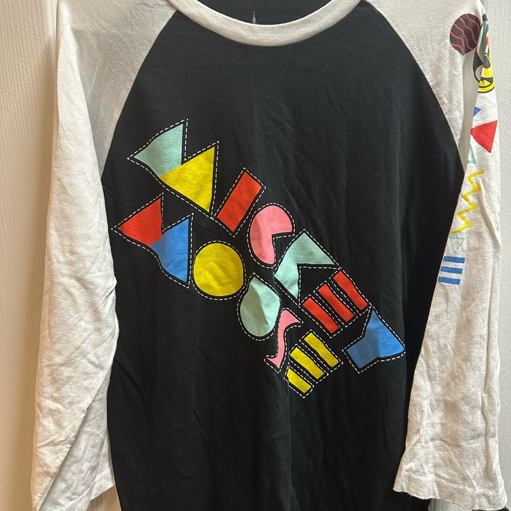 Disney Parks women's MMRaglan Shirt - Black and White size XL/ NWOTA134 - Picture 1 of 3